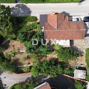 Opatija, Matulji, samostojeća kuća, 140 m2, za adaptaciju