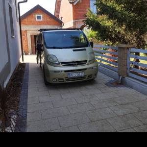 Opel Vivaro 2.5 cdti