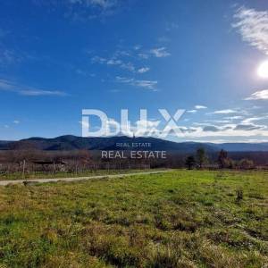Oprtalj, građevinsko zemljište, 673 m², panoramski pogled
