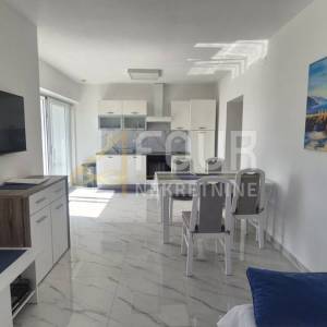 Otok Krk, Malinska, 2s+db - 450 m od mora