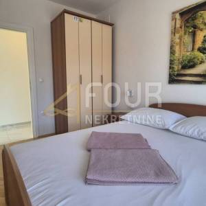 Otok Krk, Malinska, 2s+db - 450 m od mora
