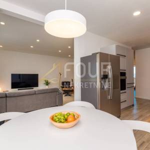 Otok Krk, Njivice, 2s+db, 79.55m2, balkon, pogled na more