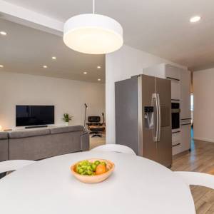Otok Krk, Njivice - Potpuno namješten stan 79,55 m², 250 m od mora