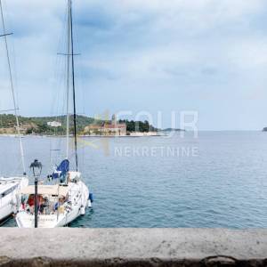 Otok, Vis, Vis,  2s+db, 1. RED DO MORA - SAMO KOD NAS !