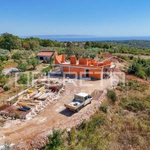 PERUŠKI-ISTRA-Kuća sa otvorenim pogledom na more!!!