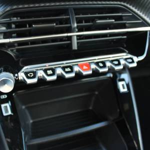 Peugeot 2008 1.2 Puretech AUTOMATIK *LED, NAVIGACIJA*