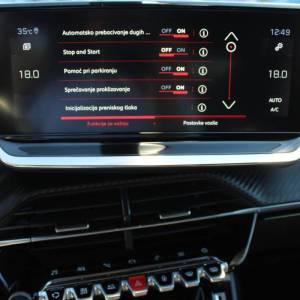 Peugeot 2008 1.2 Puretech GT Line *LED, NAVIGACIJA, KAMERA*
