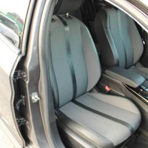Peugeot 208 1.2 Puretech AUTOMATIK Allure *LED,NAVIGACIJA,KAMERA*