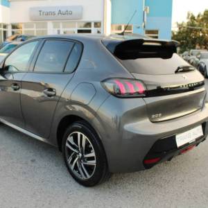 Peugeot 208 1.2 Puretech AUTOMATIK Allure *LED,NAVIGACIJA,KAMERA*