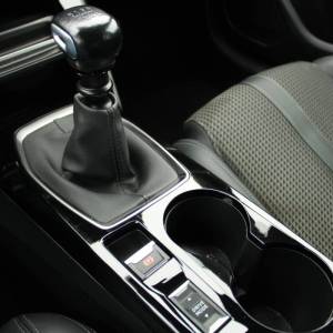 Peugeot 208 1.2 Puretech GT Line *LED,NAVIGACIJA,KAMERA*