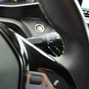 Peugeot 208 1.2 Puretech GT Line *LED,NAVIGACIJA,KAMERA*