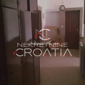 Poreč: vila u I. zoni