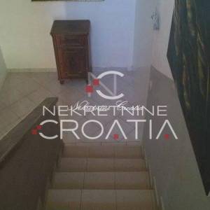 Poreč: vila u I. zoni