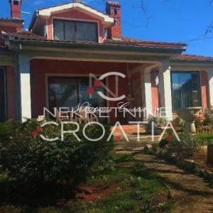 Poreč: vila u I. zoni