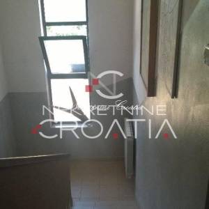 Poreč: vila u I. zoni