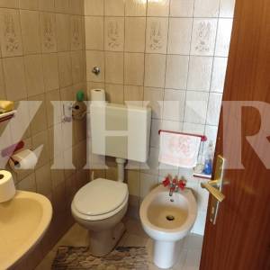 POVLJANA, 74m2, PM, 300 m od plaže, pogled 
