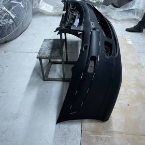 Prednji branik za CITROEN C5 2001 - 2004.