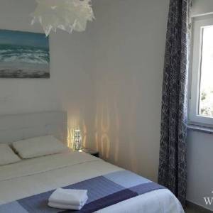Prekrasna apartmanska kuća u centru. Premantura.