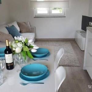 Prekrasna apartmanska kuća u centru. Premantura.