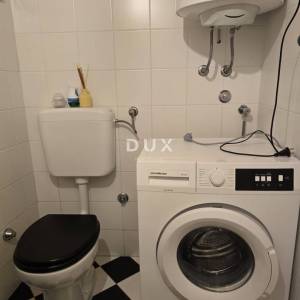 Premantura, kamena kuća, 38 m², krovna terasa