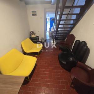 Premantura, kamena kuća, 38 m², krovna terasa