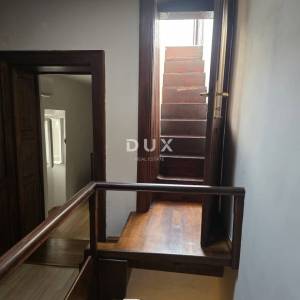 Premantura, kamena kuća, 38 m², krovna terasa