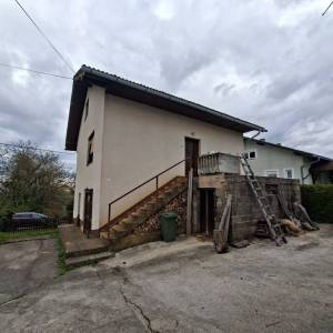 PRILIKA Seosko imanje u Vukmaniću 79 000 Eura