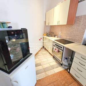 PRIZNA: 1. RED DO MORA, 2 APARTMANA!
