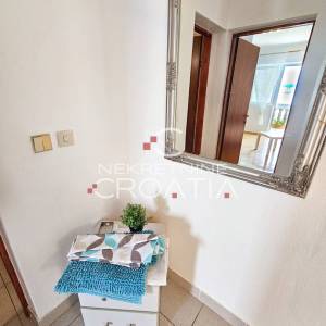 PRIZNA: 1. RED DO MORA, 3 APARTMANA!