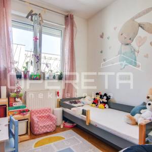 PRODAJA, GAJNICE, ZELENA MAGISTRALA, 3-SOBAN STAN  NKP 74 m2+ 2 PARKIRNA MJESTA 