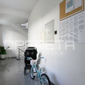 PRODAJA, GAJNICE, ZELENA MAGISTRALA, 3-SOBAN STAN  NKP 74 m2+ 2 PARKIRNA MJESTA 