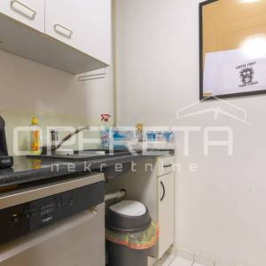 PRODAJA, REPREZENTATIVAN STAN/URED, PANTOVČAK 135 m2, s parkingom