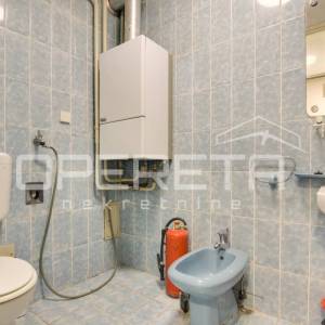 PRODAJA, REPREZENTATIVAN STAN/URED, PANTOVČAK 135 m2, s parkingom