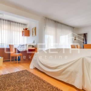 PRODAJA, SAMOSTOJEĆA KATNICA, SAMOBOR - LUG SAMOBORSKI, NKP 298 m2 NA PARCELI OD