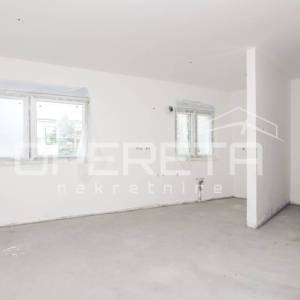 Prodaja, Stan, Kromosovo naselje, Kolodvorska, 2s, 45m2