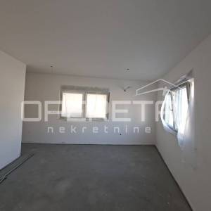 Prodaja, Stan, Kromosovo naselje, Kolodvorska, 2s, 45m2