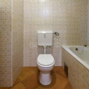 Prodaja,Vrbani 3, jednoiposoban stan 38m2, 3 kat, lift