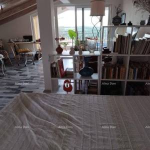 Prodaje se dvoetažni stan, 82 m2, u Brtonigli