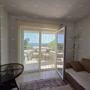Prodaje se šarmantan stan u prizemlju, 60 m², Duga Uvala
