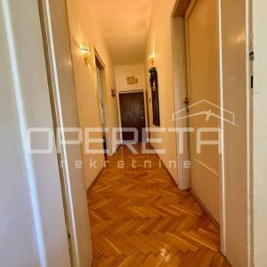 Prostran stan 93 m² na Mejama uz Marjan i more