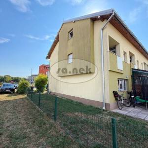 Prostrana kuća sa 6 spavaćih soba - Samobor