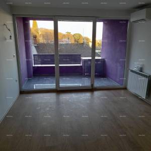 PULA – KOMPLETNO RENOVIRAN STAN 83,37 m² S GARAŽNIM PARKIRNIM MJESTOM I SPREMIŠTEM