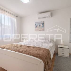 PULA - VELI VRH - Kuća sa dodatnim apartmanom