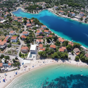 Ražanj, građevinsko zemljište, 993 m², 1. red uz more