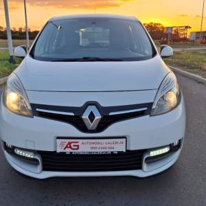 Renault Scenic 1.5 dCi | navigacija | parking senzori | LED | tempomat
