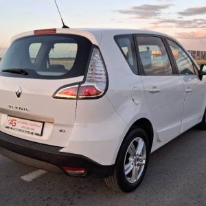 Renault Scenic 1.5 dCi | navigacija | parking senzori | LED | tempomat