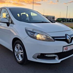 Renault Scenic 1.5 dCi | navigacija | parking senzori | LED | tempomat