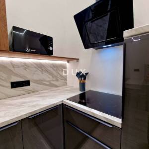 Rijeka, centar, stan, 94 m2, 3 apartmana