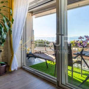 Rijeka, Donji Zamet, 2s+db, 115m2, pogled na more - SAMO KOD NAS !