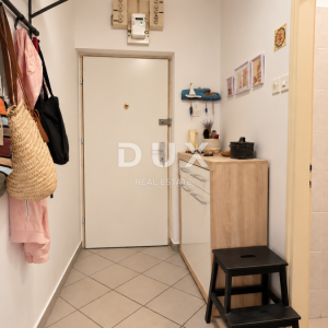 Rijeka, Gornja Vežica, dvosobni stan s dnevnim boravkom, 73m2